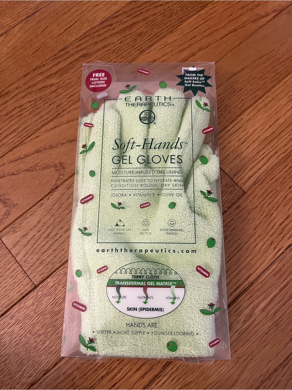 Soft-Hands Gel Gloves — Light Green Moisture-Infused Hand Treatment